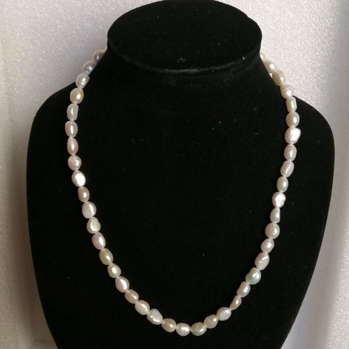 Necklace with white baroque cultured pearls and 925 silver clasp new