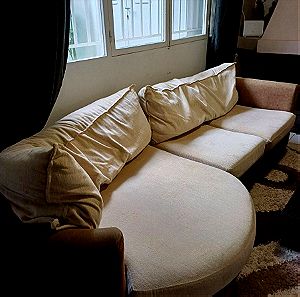 Καναπές σαλονιού