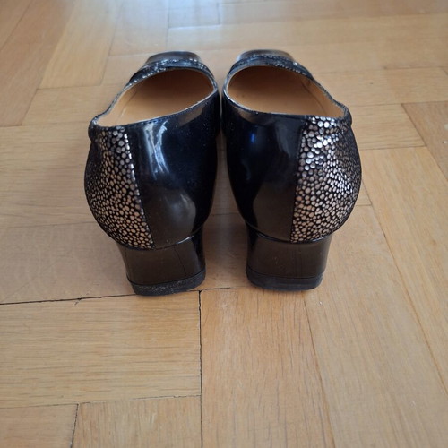 Chris Karagiannis leather pumps size 35, black with silver stardust effect