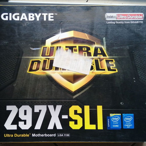 Gigabyte Z97X-SLI motherboard with Intel Core i5-4670K and Kingston HyperX Beast 8GB RAM used