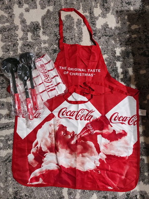 Coca Cola collectible set new