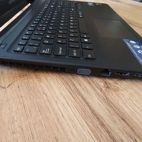 Medion Erazer P6661 laptop 15.6 inch Intel i5-6200U GTX 950M 8GB RAM 480GB SSD
