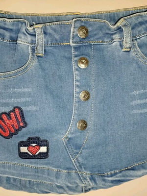 Marasil Kids' Denim Mini Skirt like new with embroidered patches