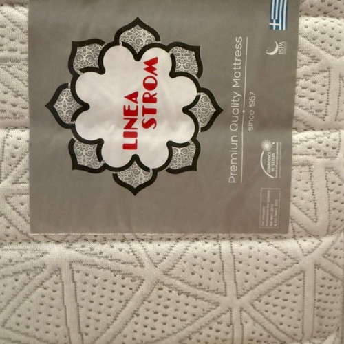 Single mattress like new, dimensions 105x195 cm