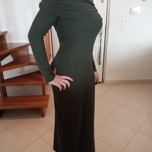 Long off-shoulder cotton dress like new, green, one size