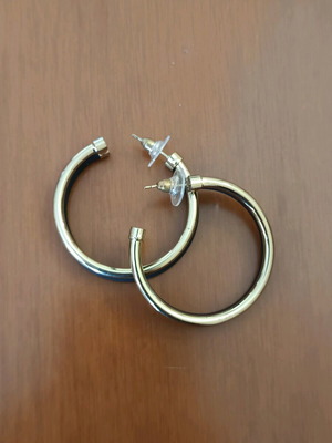 Stainless steel double-sided hoop earrings like new