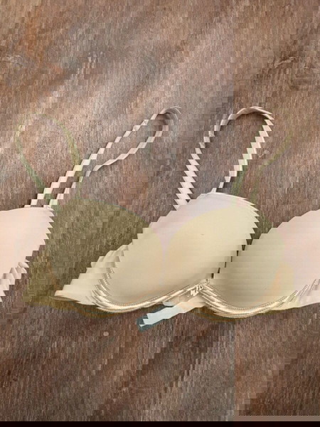 Wonderbra 70B