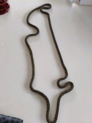 Long necklace like new
