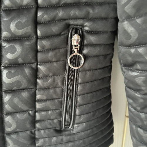 Guess jacket slim fit lightweight with insulation like new, black, size S