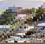  MASSACHUSETTS : A PICTURE MEMORY