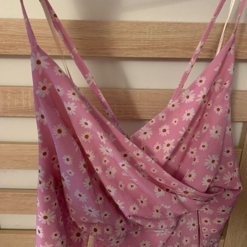 Dress small new, pink with white daisies, midi length