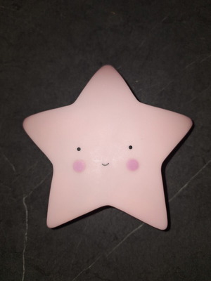 Star-shaped night light like new, battery operated
