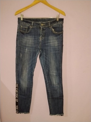 Denim παντελόνι σαν καινούργιο με υφασμάτινη φάσα και λογότυπο, μέγεθος L 40