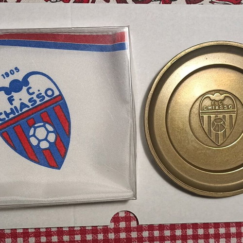 F.C. Chiasso Switzerland memorabilia new, scarf and bronze plate