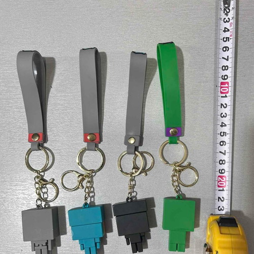 Minecraft keychain set of 4 new with Steve, Creeper, Skeleton, Diamond Armor Steve