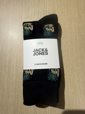 Jack & Jones ανδρικές κάλτσες με φλοράλ μοτίβα, πακέτο τριών