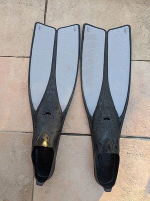 Fins size 43-44