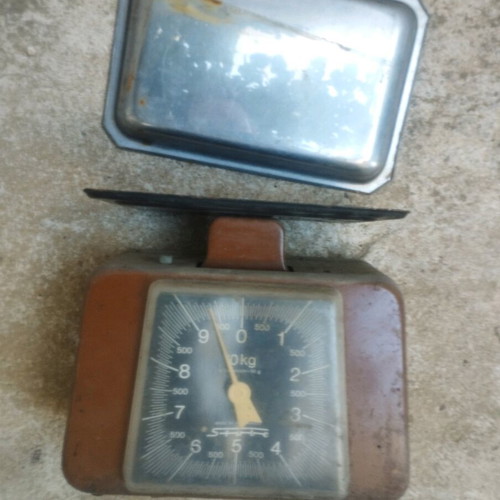Kitchen scale used up to 10 Kg