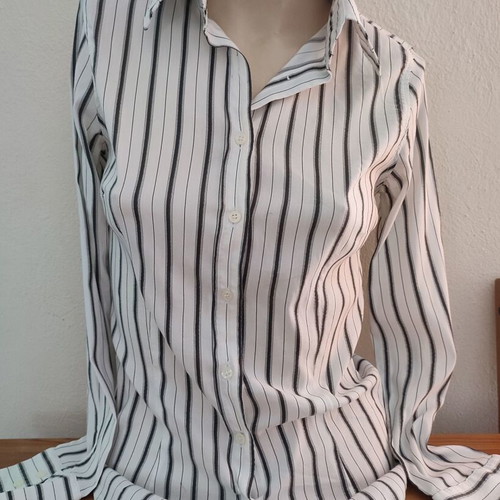 Zara Basic women's striped shirt Small like new, black and white