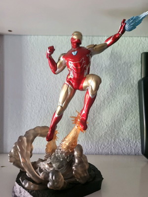 Ironman figure like new
