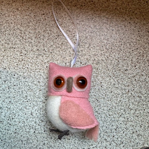 Decorative hanging owls used, set of 2 pieces