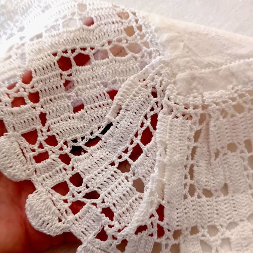 Large tablecloth with handmade cross lace, cotton, like new, white