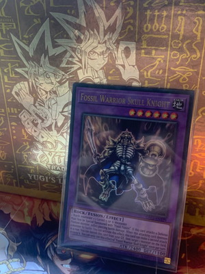 Yu-Gi-Oh! Fossil Warrior Skull Knight card like new