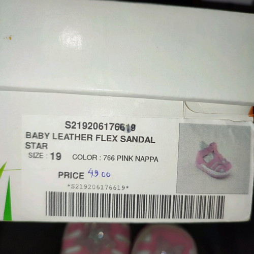 Branded leather sandals size 19 like new