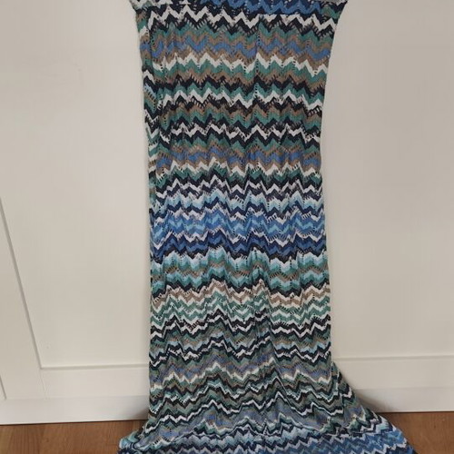 Women's maxi dress new with zigzag geometric pattern, size S