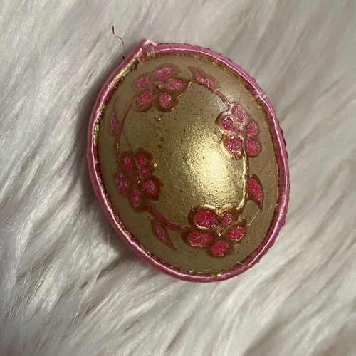 Easter egg used handmade with crochet and beads
