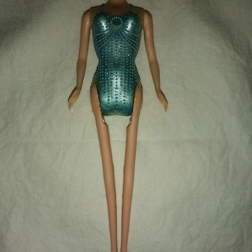 Doll body used for reconstruction, repair
