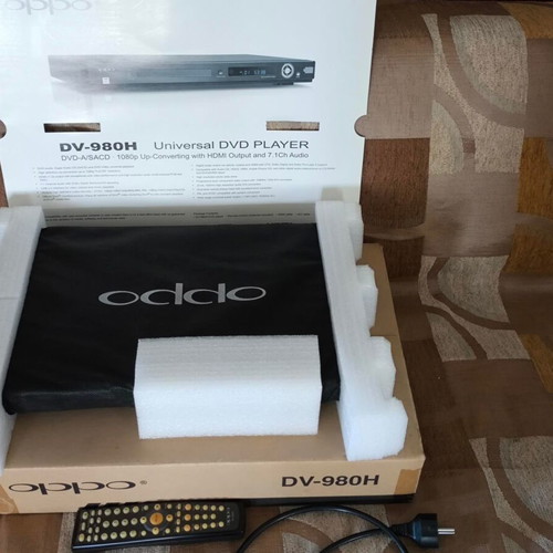 Oppo DV-980H universal DVD player with SACD and 7.1 audio