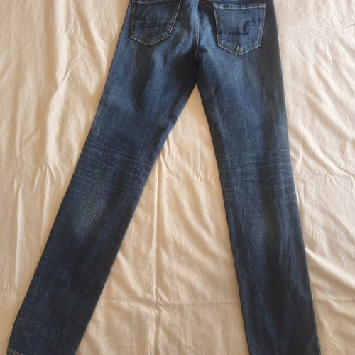 American Eagle women's skinny jeans, medium size, blue