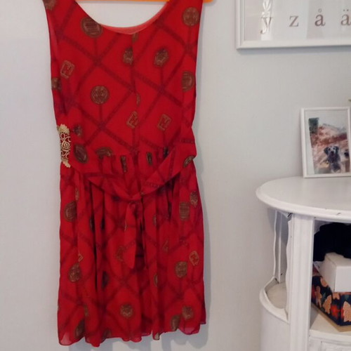 Red dress size M with gold detail, like new