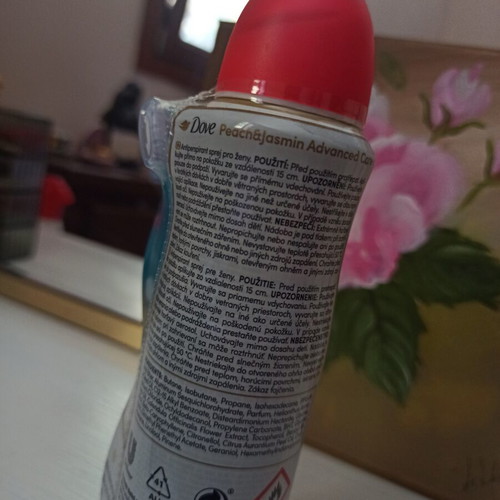 Dove deodorant spray Peach & Jasmine new, sealed