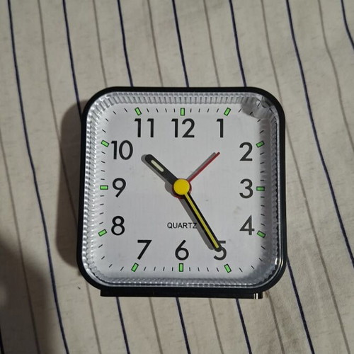 Analog tabletop clock used