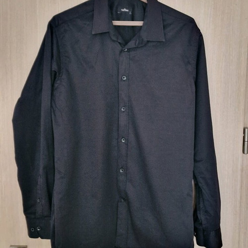 Tudors long sleeve shirt like new, size L, black