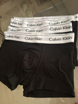 Εσώρουχα Calvin Klein πακέτο 4, καινούργια, μέγεθος L, μαύρα