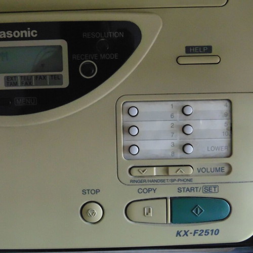 Panasonic KX-F2510 fax machine like new with manual