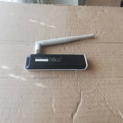 TP-LINK TL-WN722NV2 150Mbps USB2.0 High-Gain Wireless Adapter V2.0 like new
