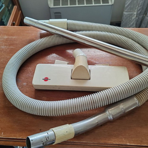 Progress super 90 auto vintage vacuum cleaner 1968 used with all accessories