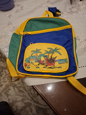 Τσάντα backpack παιδική σαν καινούργιο, πολύχρωμη με σχέδια