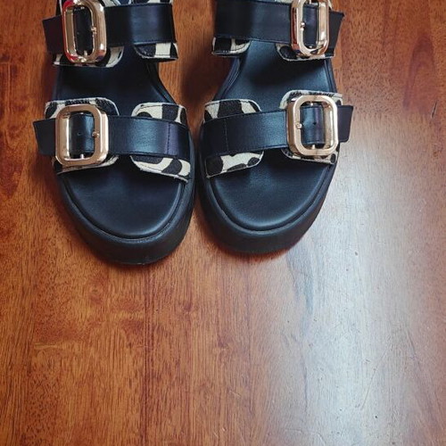 Mourtzi women's platform sandals size 38 like new, black leather