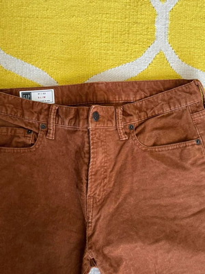 Women's corduroy pants GAP size 31/32 slim like new, brown