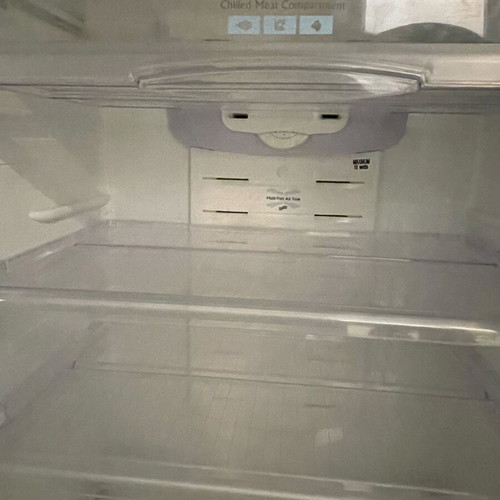Kelvinator refrigerator model KNT13RTEW like new, white, air flow purifier