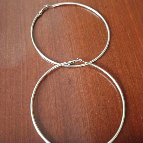 Large hoop earrings like new