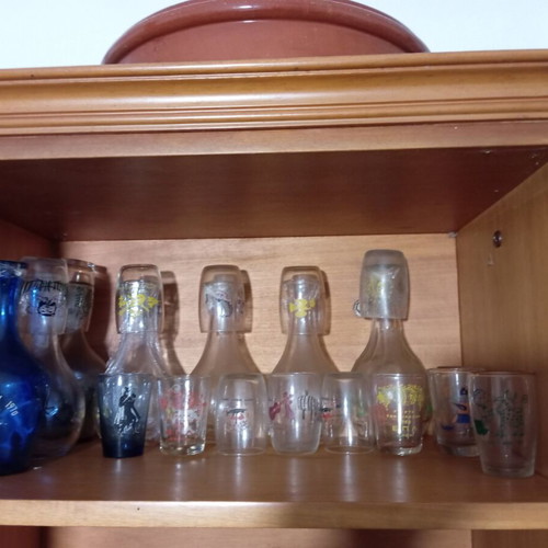 Wine bottles and painted wine glasses like new, set of 7+14