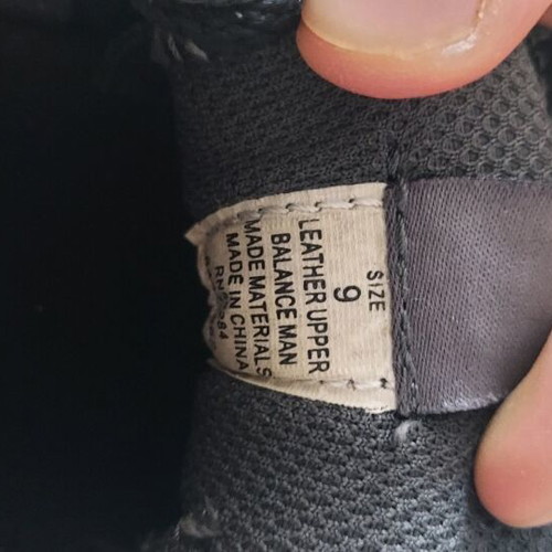 Children's shoes used, size 9, black and gray