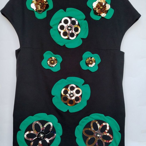 Manoush mini dress with plastic flowers used, black and green