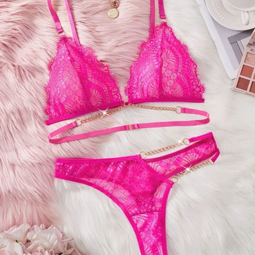 Women’s fuchsia lingerie set new, lace bralette and string
